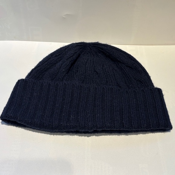 Polo Ralph Lauren Classic Cable Knit Polo Bear Beanie Hat Unisex’s - Picture 3 of 6